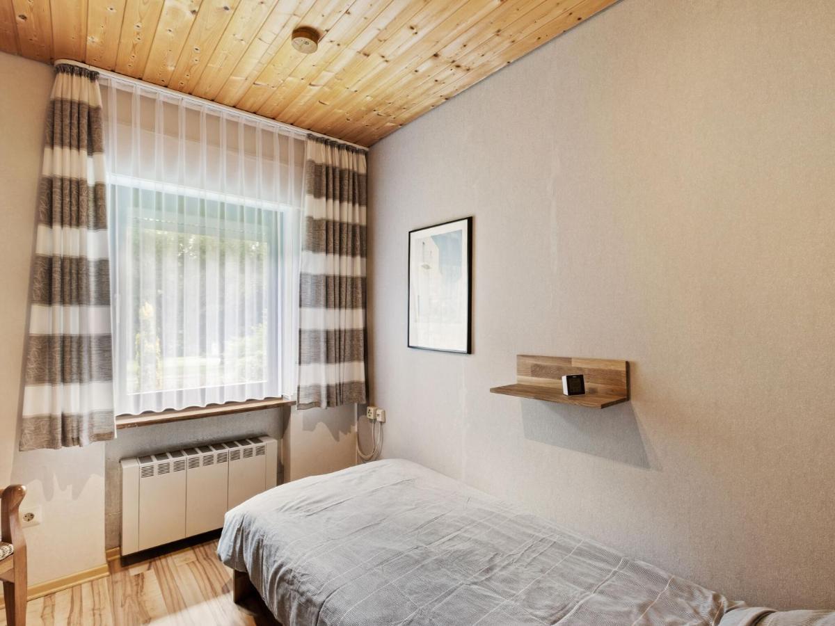 Idyllic Bungalow In Feusdorf With Forest View Room photo